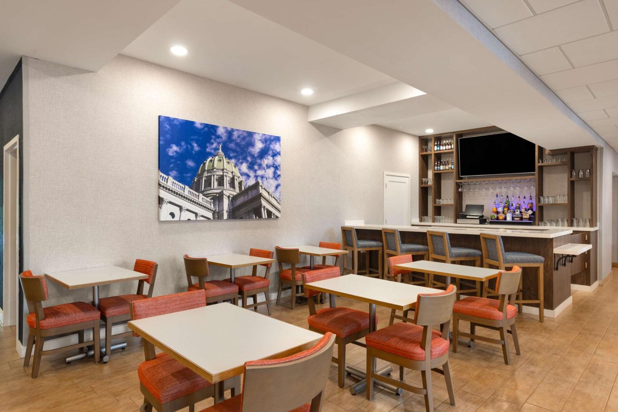 Hampton Inn & Suites Harrisburg Ngoại thất bức ảnh