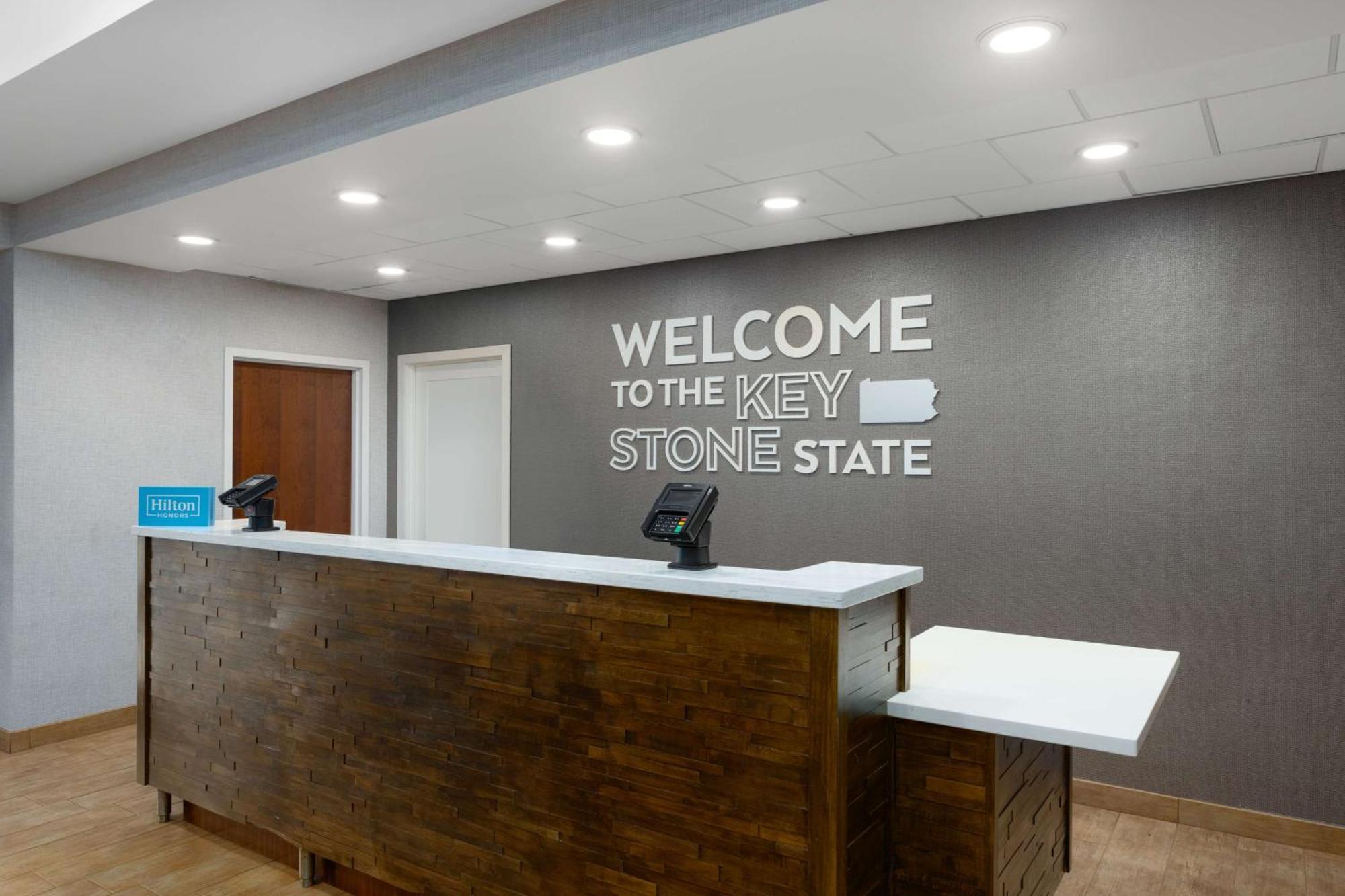 Hampton Inn & Suites Harrisburg Ngoại thất bức ảnh