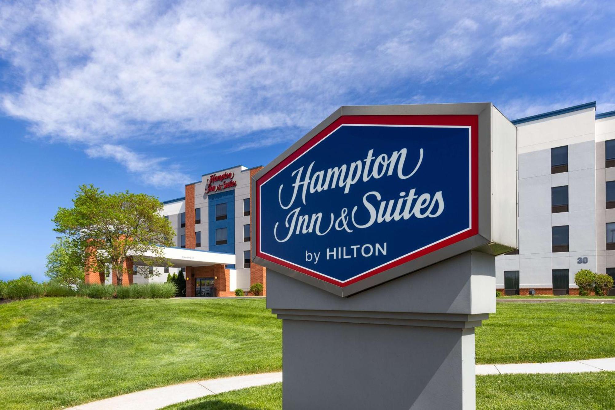 Hampton Inn & Suites Harrisburg Ngoại thất bức ảnh